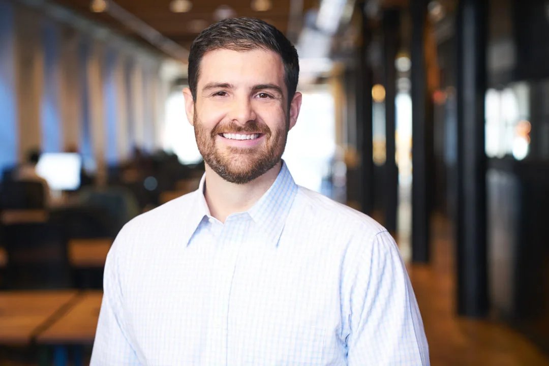 Photographer Broadens Headshot Sessions for Agents