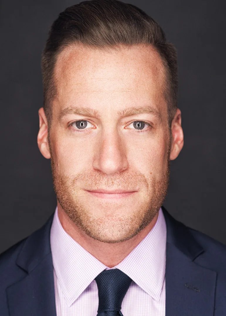 A CEO portrait built for high-visibility use